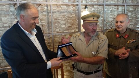 Εντυπωσίασε τους Σερραίους η παρέλαση της  Ομάδας Ιστορικής   Αναβίωσης «Γ. Δουράτσος Διοικητής Ρούπελ» του Πολεμικού Μουσείου «Μ. Τσαρτσίδης»