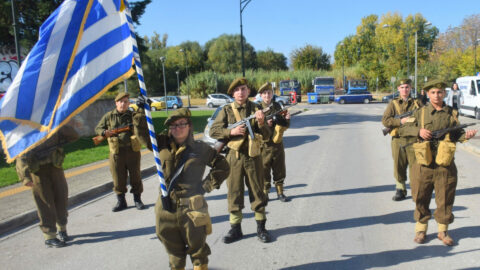 Η Ομάδα Ιστορικής Αναβίωσης «Γεώργιος Δουράτσος« στην παρέλαση της 25ης Μαρτίου