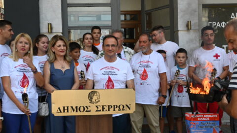 Ο Δήμαρχος Σερρών υποδέχθηκε τη Φλόγα της Αγάπης στο Δημαρχείο  «Κρατάμε αναμμένη τη φλόγα της ζωής»