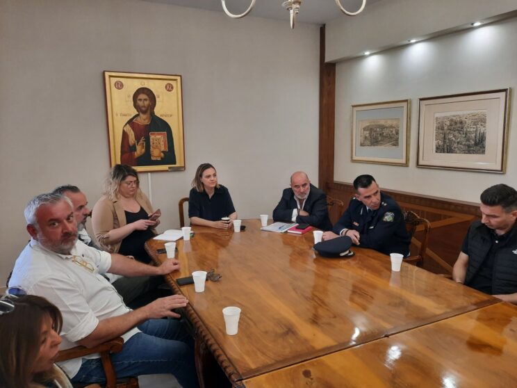 Συνάντηση της Δημάρχου Σερρών Βαρβάρας Μητλιάγκα με την Ένωση Καταστημάτων  Αναψυχής & Εστίασης Ν. Σερρών – Δήμος Σερρών