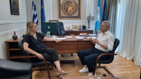 Συνάντηση της Δημάρχου Σερρών με τον Γενικό Γραμματέα Υποδοχής Αιτούντων Άσυλο-Δεν αλλάζει η χωρητικότητα της δομής των Σερρών