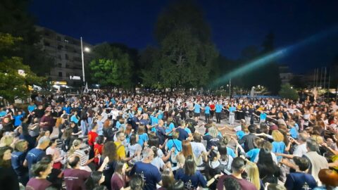 «Βούλιαξαν» από κόσμο οι Σέρρες στη Παγκόσμια Ημέρα Χορού- Μια μεγάλη γιορτή πολιτισμού στο κέντρο της πόλης